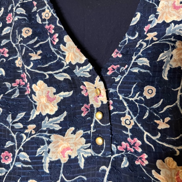Sezane Floral Textured Navy Top 3/4 Sleeve V Neck Feminine Dainty Size 34 XS - Picture 2 of 13